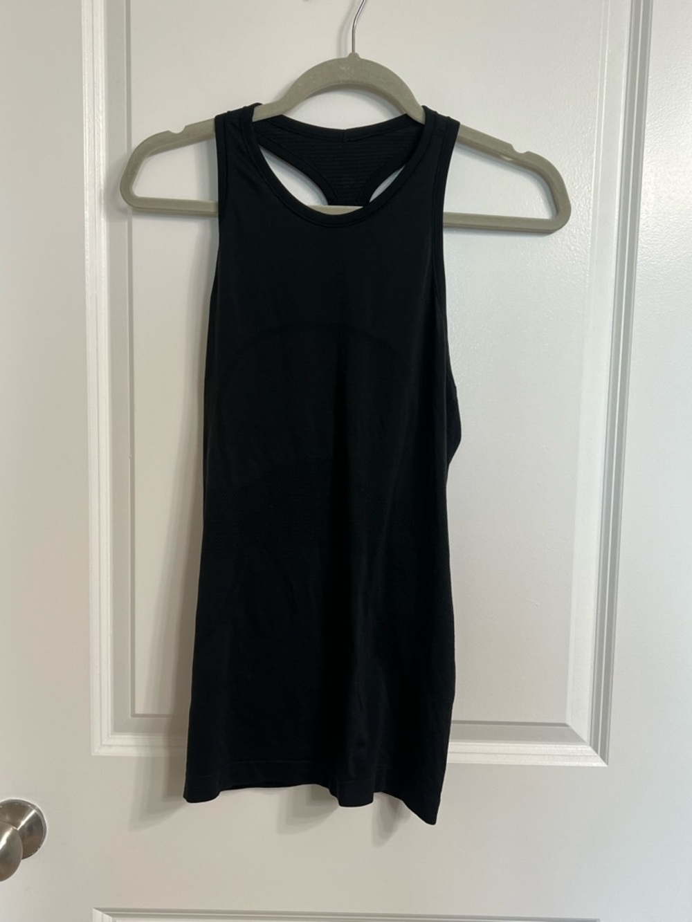 Lululemon Swiftly High Neck Racerback Tank Waist Length Size 8